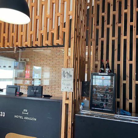 Hotel Aragon La Puebla De Alfinden Eksteriør billede