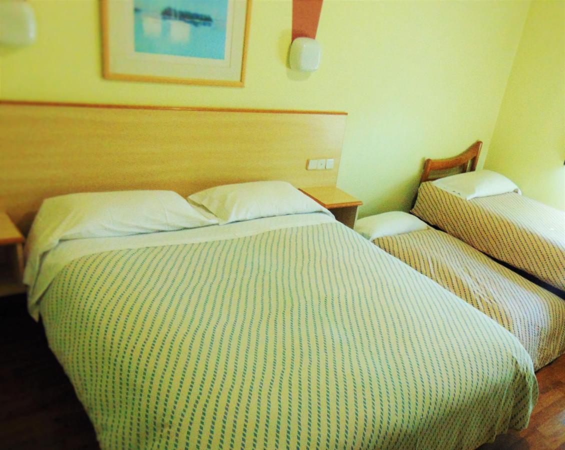 Hotel Aragon La Puebla De Alfinden Eksteriør billede