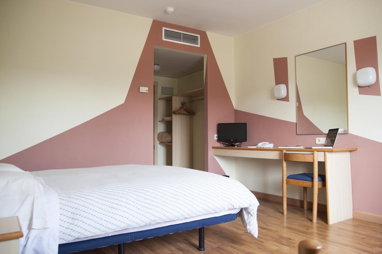 Hotel Aragon La Puebla De Alfinden Eksteriør billede