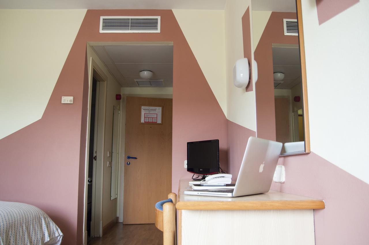 Hotel Aragon La Puebla De Alfinden Eksteriør billede